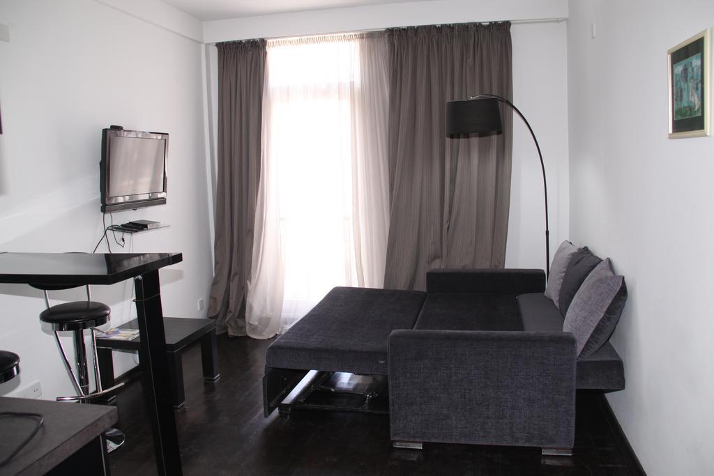 Black-White Rooms Batumi Eksteriør billede